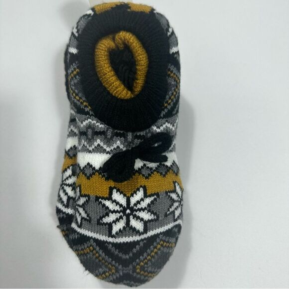 Secret Treasures Women's Multicolor Faux Fur Slipper Socks Size 4-10. 2 Pairs - Picture 4 of 9